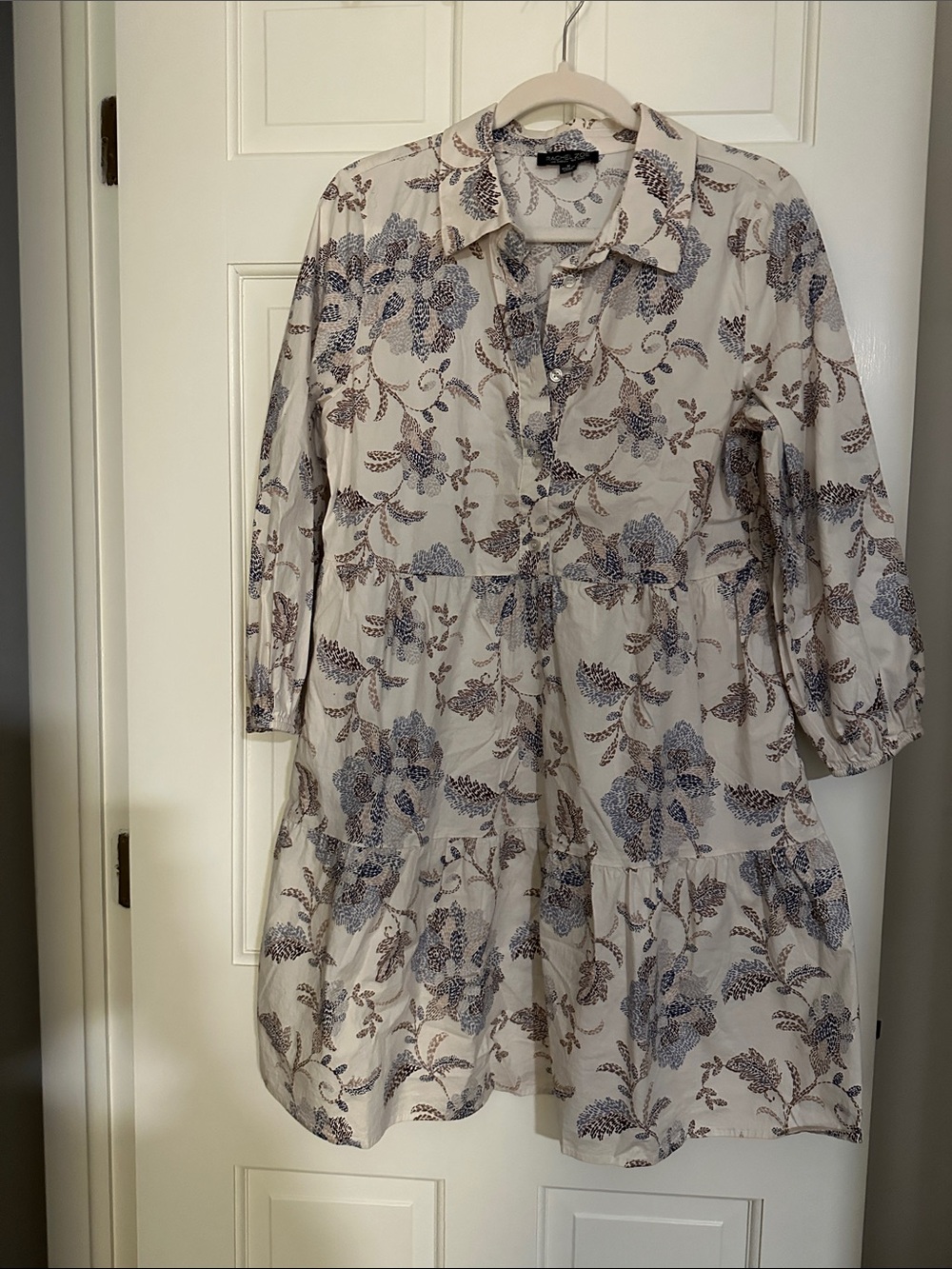 Rachel Zoe Cream Floral Long Sleeve Tiered Shirt Dress